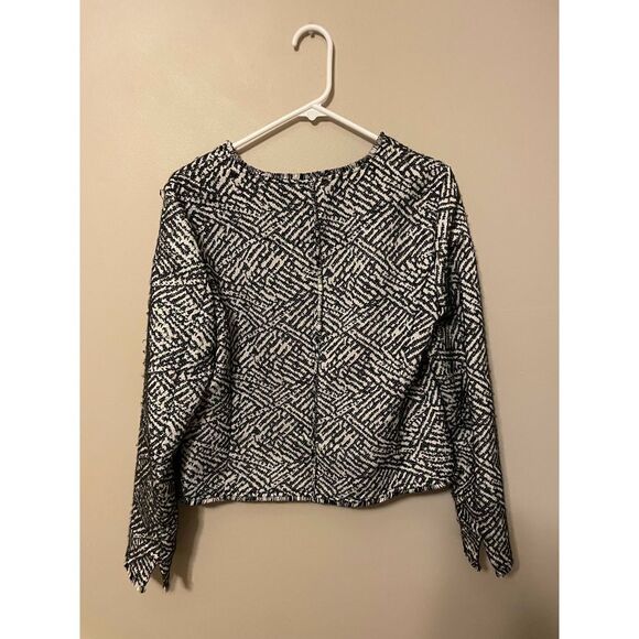 Tribal Sweater (SZ M) - Picture 2 of 4